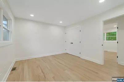 282 Spring Valley Road, Park Ridge, NJ 07656 - Photo 29