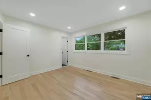 282 Spring Valley Rd, Park Ridge, NJ 07656 - Photo 21