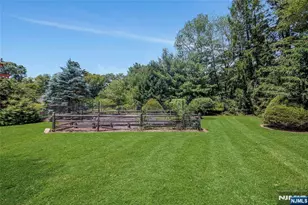 980 Briarwoods Rd, Franklin Lakes, NJ 07417 - Photo 17