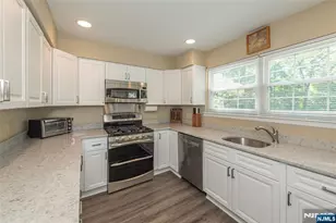 1 Birdseye Cir, Wayne, NJ 07470 - Photo 3