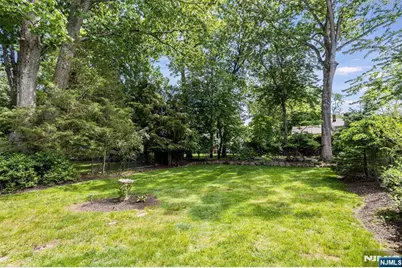 26 Crestview Hill Road, Livingston, NJ 07039 - Photo 23