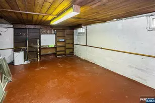 26 Crest View Hill Rd, Livingston, NJ 07039 - Photo 21
