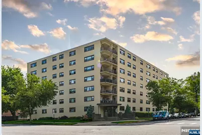 25 Grand Avenue 1E #1E, Hackensack, NJ 07601 - Photo 1