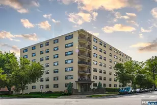 25 Grand Ave 1E, Hackensack, NJ 07601 - Photo 1