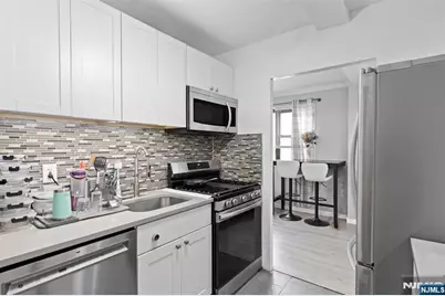 25 Grand Avenue 1E #1E, Hackensack, NJ 07601 - Photo 9