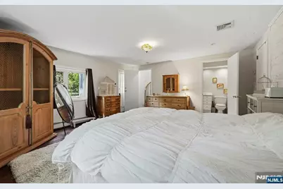 716 Colonial Road, Franklin Lakes, NJ 07417 - Photo 19