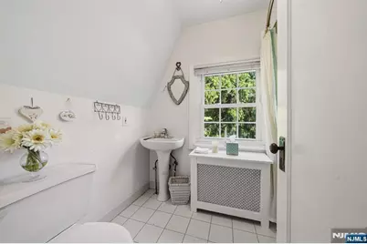 716 Colonial Road, Franklin Lakes, NJ 07417 - Photo 15