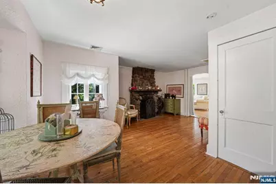 716 Colonial Road, Franklin Lakes, NJ 07417 - Photo 3