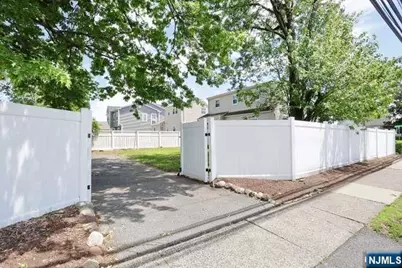 141 Graham Terrace, Saddle Brook Township, NJ 07663 - Photo 27
