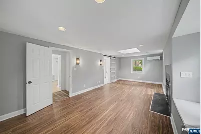 433 Louisa Avenue, Wyckoff Township, NJ 07481 - Photo 19