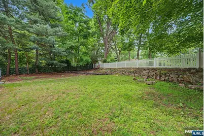 433 Louisa Avenue, Wyckoff Township, NJ 07481 - Photo 45