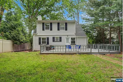 433 Louisa Avenue, Wyckoff Township, NJ 07481 - Photo 41