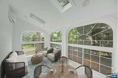 433 Louisa Avenue, Wyckoff Township, NJ 07481 - Photo 3