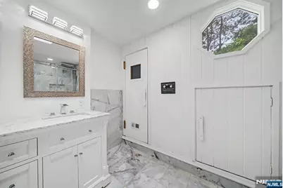 433 Louisa Avenue, Wyckoff Township, NJ 07481 - Photo 25