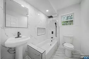 433 Louisa Ave, Wyckoff Township, NJ 07481 - Photo 15