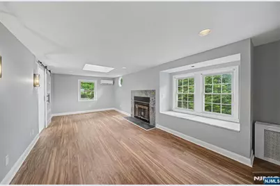 433 Louisa Avenue, Wyckoff Township, NJ 07481 - Photo 15