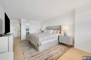 6040 Blvd East 31E, West New York, NJ 07093 - Photo 17