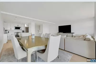 6040 Boulevard East 31E #31E, West New York, NJ 07093 - Photo 7