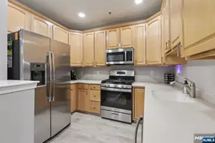 351 Oswego Ct 351, West New York, NJ 07093 - Photo 13