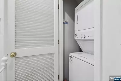 351 Oswego Court 351 #351, West New York, NJ 07093 - Photo 35