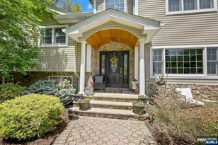 711 Pine Lake Dr, Washington Township, NJ 07676 - Photo 3