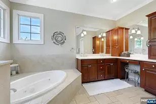 711 Pine Lake Dr, Washington Township, NJ 07676 - Photo 21