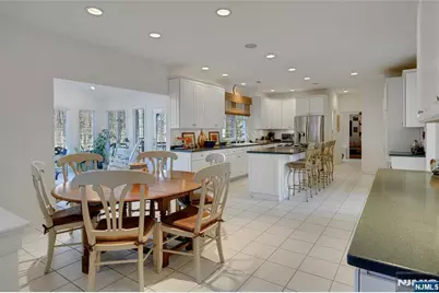 15 Skytop Drive, Denville, NJ 07834 - Photo 9