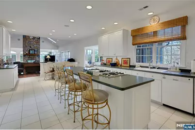 15 Skytop Drive, Denville, NJ 07834 - Photo 35