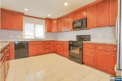 20 Franklin Avenue, Wallington, NJ 07057 - Photo 1