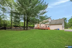 765 Colonial Rd, Franklin Lakes, NJ 07417 - Photo 7