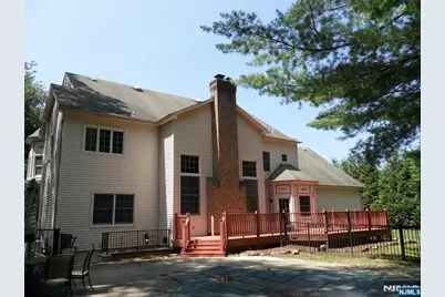 765 Colonial Road, Franklin Lakes, NJ 07417 - Photo 5