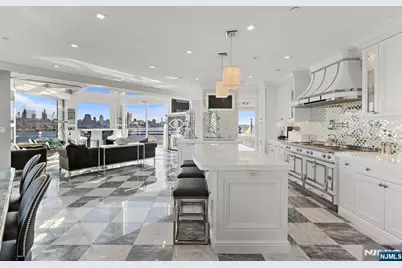 600 Harbor Boulevard 1079-81R #1079-81R, Weehawken, NJ 07086 - Photo 19