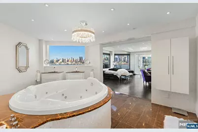 600 Harbor Boulevard 1079-81R #1079-81R, Weehawken, NJ 07086 - Photo 33