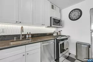 1203 River Road 9D, Edgewater, NJ 07020 - Photo 15