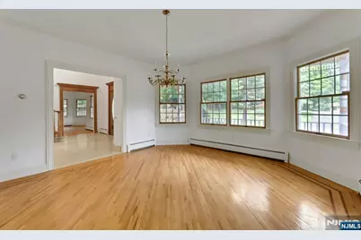 765 Colonial Road, Franklin Lakes, NJ 07417 - Photo 13