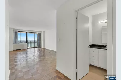 1500 Palisade Avenue 23E #23E, Fort Lee, NJ 07024 - Photo 15