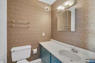 1500 Palisade Ave 23E, Fort Lee, NJ 07024 - Photo 23