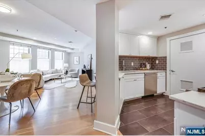 1100 Clinton Street 101 #101, Hoboken, NJ 07030 - Photo 9
