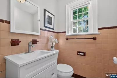 400 Elmwood Avenue, Maplewood, NJ 07040 - Photo 15