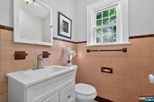 400 Elmwood Ave, Maplewood, NJ 07040 - Photo 15