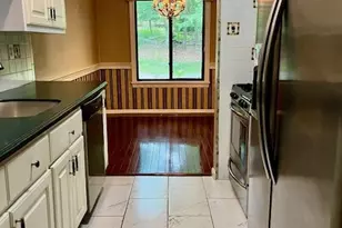 151 Indian Hollow Ct 151, Mahwah, NJ 07430 - Photo 15