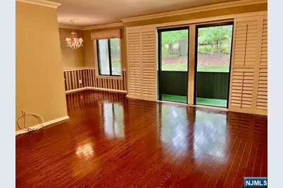 151 Indian Hollow Court 151 #151, Mahwah, NJ 07430 - Photo 7