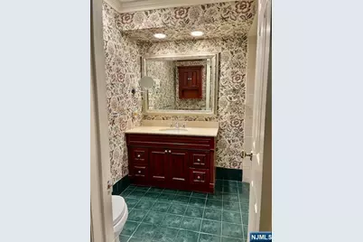 151 Indian Hollow Court 151 #151, Mahwah, NJ 07430 - Photo 19