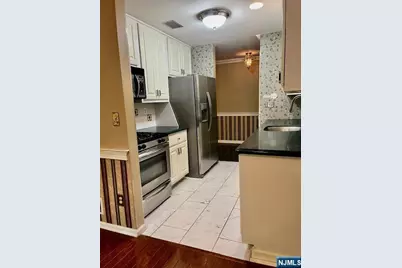151 Indian Hollow Court 151 #151, Mahwah, NJ 07430 - Photo 13