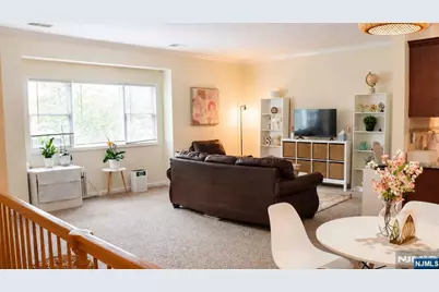 485 Saddle River Road 18 #18, Saddle Brook Township, NJ 07663 - Photo 5