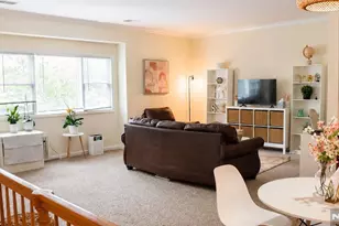 485 Saddle River Road 18, Saddle Brook Township, NJ 07663 - Photo 5