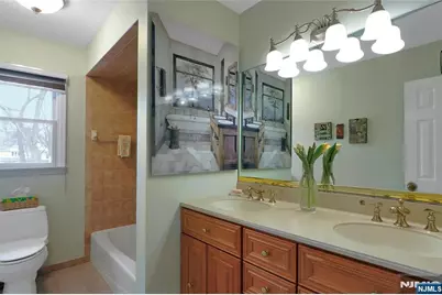 364 Piermont Avenue, Hillsdale, NJ 07642 - Photo 21