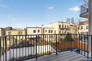 126 De Kalb Ave 2, Jersey City, NJ 07306 - Photo 29