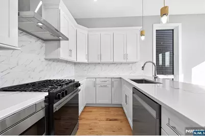 126 De Kalb Avenue 3 #3, Jersey City, NJ 07306 - Photo 15