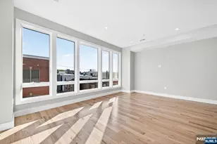 126 De Kalb Ave 3, Jersey City, NJ 07306 - Photo 11